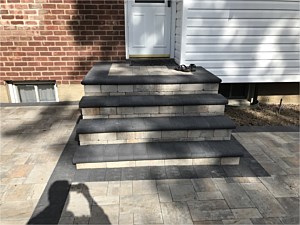 nicolock westchester blend verona wall raven bullnose stone ridge patio back door groutless_1